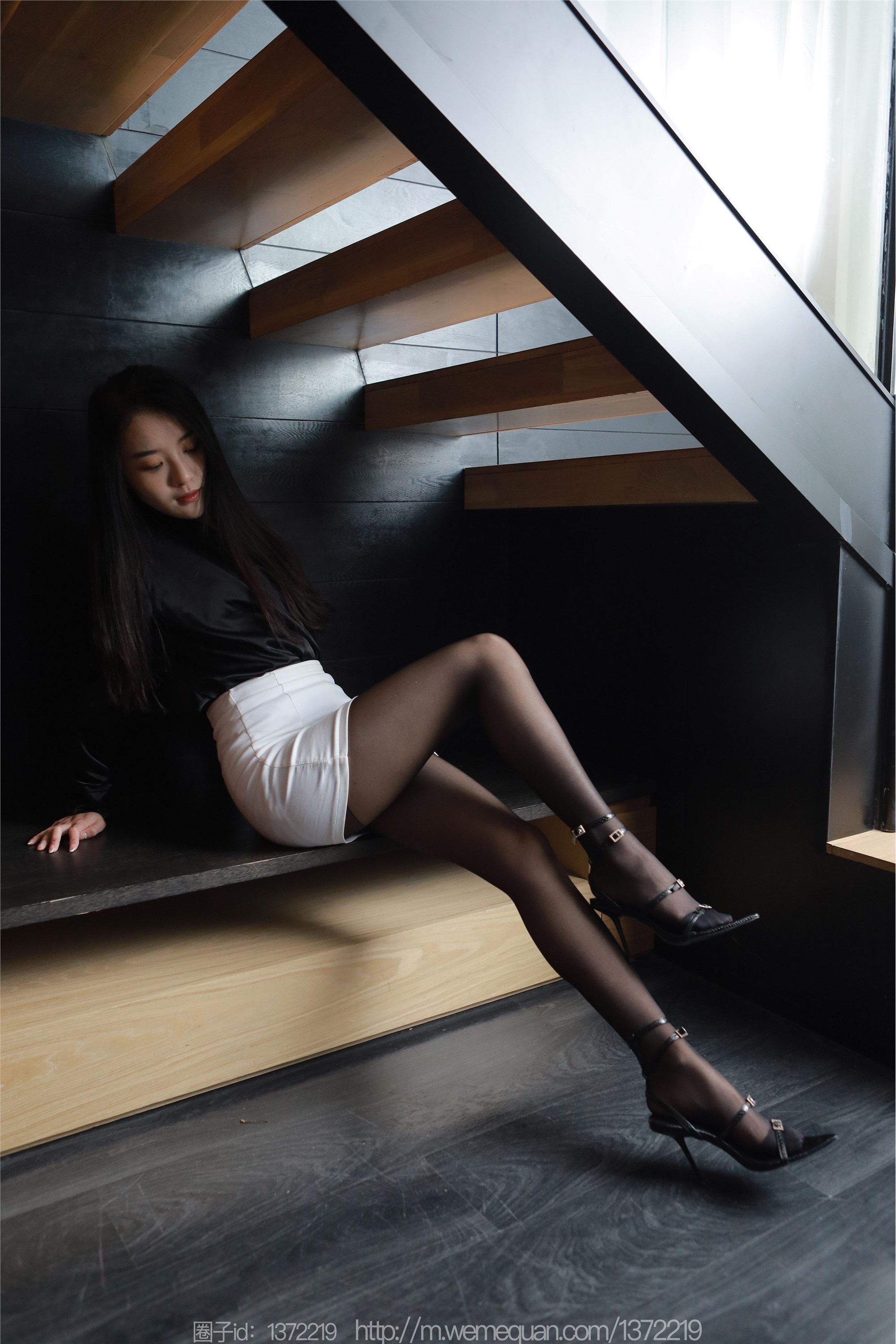 IESS异思趣向  2023.01.21 丝享家 1336 婉萍《房间里的OL》